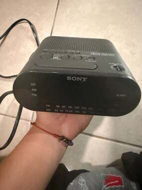 Sony Dream Machine ICF-C218 AM/FM Alarm Clock Radio Auto Time Set